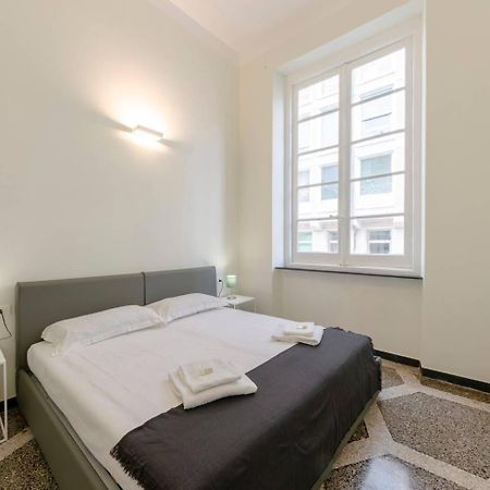 Appartement Joivy Elegant Flat For 7, In The Heart Of Gênes Extérieur photo