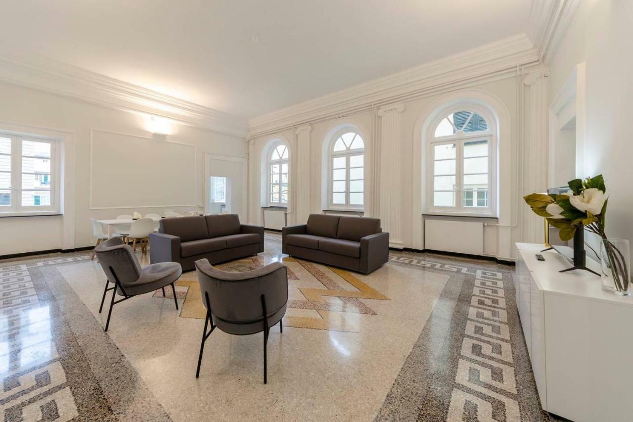Appartement Joivy Elegant Flat For 7, In The Heart Of Gênes Extérieur photo