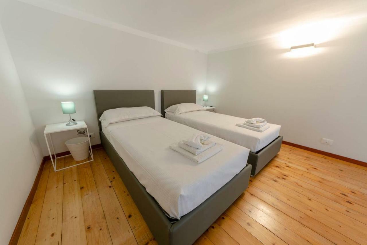 Appartement Joivy Elegant Flat For 7, In The Heart Of Gênes Extérieur photo